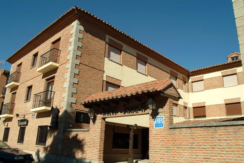 Hospedium Hotel Juan II Торо Екстериор снимка