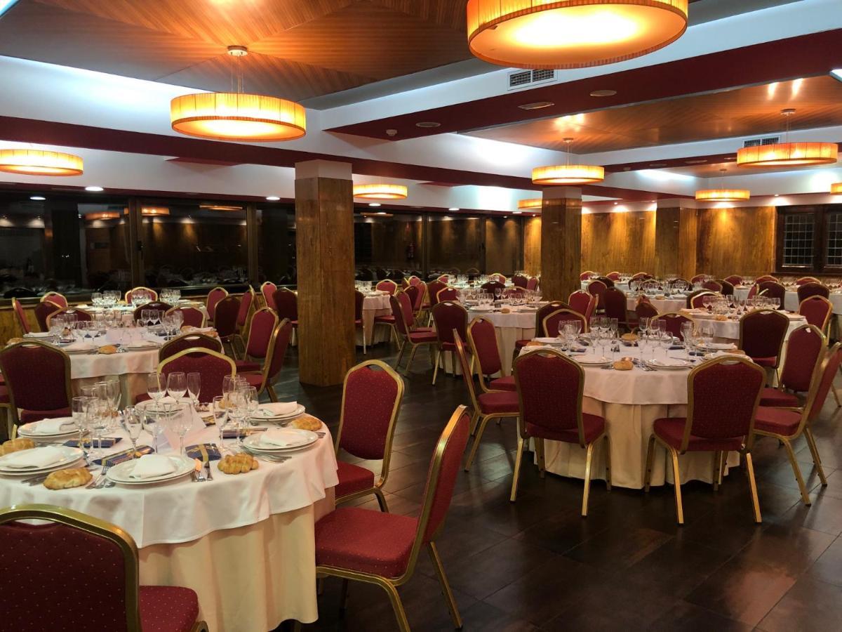 Hospedium Hotel Juan II Торо Екстериор снимка