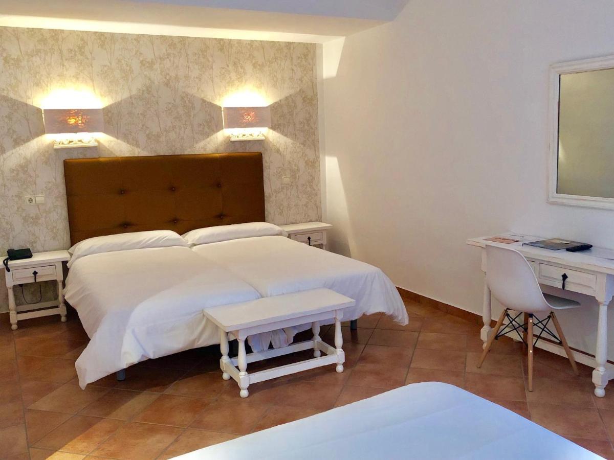 Hospedium Hotel Juan II Торо Екстериор снимка