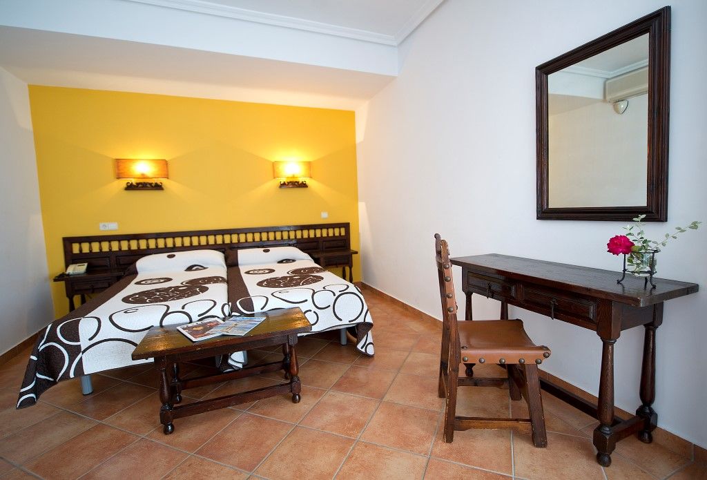 Hospedium Hotel Juan II Торо Екстериор снимка