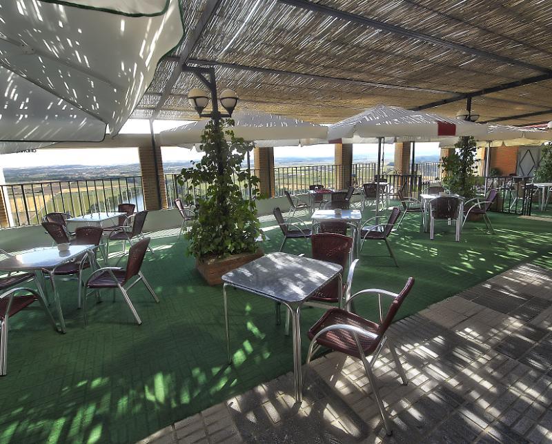 Hospedium Hotel Juan II Торо Екстериор снимка